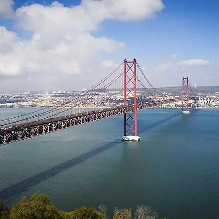 Tagus Bay Seixal (Setubal)